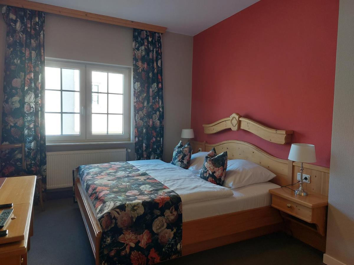 Pouls Hof Hotel Weimar Erfurt Klettbach Luaran gambar